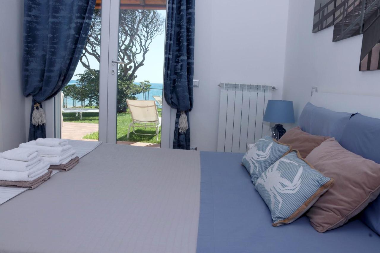 アンツィオ Sunset House Bed & Breakfast エクステリア 写真